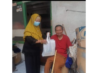Pembagian Sembako Jumat Peduli